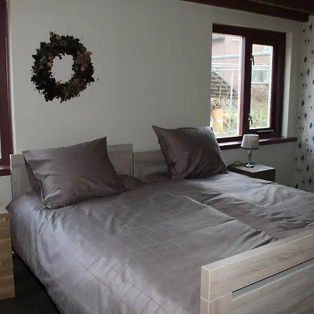 Elegant Holiday With With Terrace Casa de Férias *