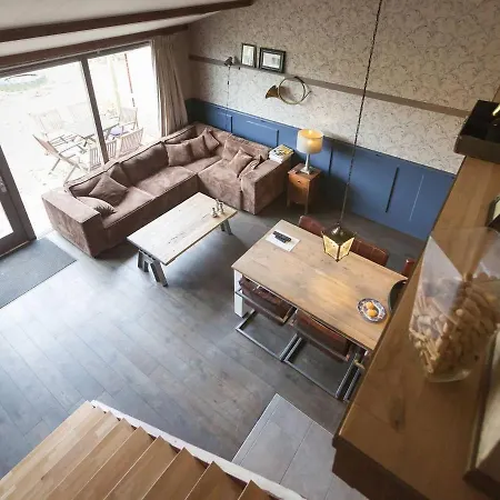Elegant Holiday With With Terrace *